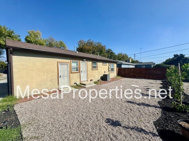 Building Photo - 1519 W Virginia St