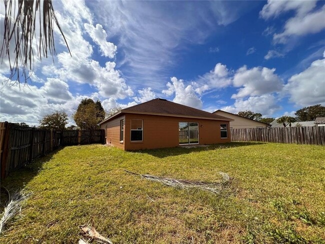 Building Photo - 8013 Gamboge Ct