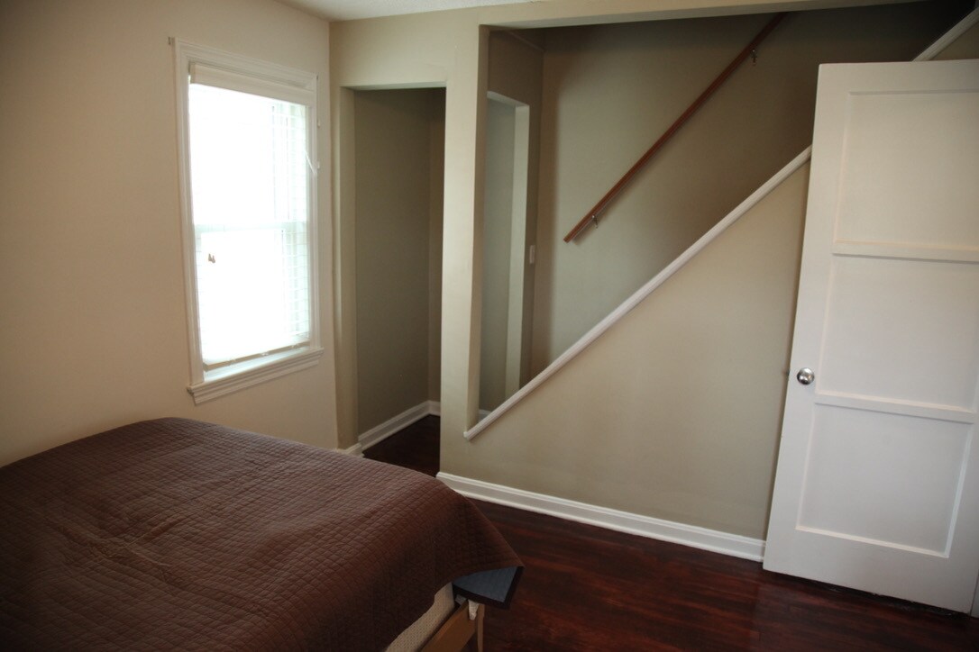 Bedroom 1 - 2411 Fortune Avenue