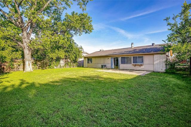 Building Photo - 1717 Palisades Dr