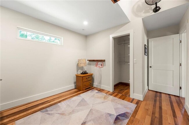 Building Photo - 948 Margaret Pl NW