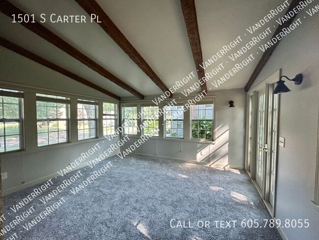 Building Photo - 1501 S Carter Pl