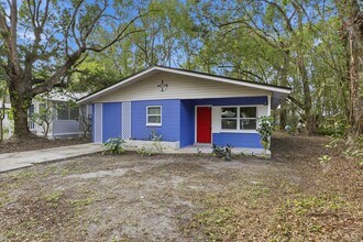 Building Photo - Beautiful, renovated 3 bedroom 1 bath home