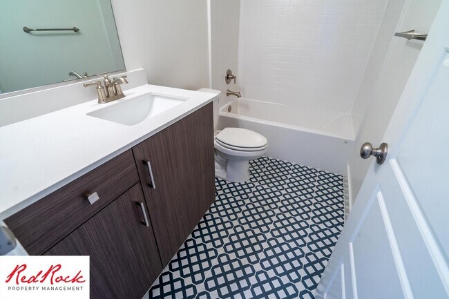 Building Photo - Comfort, Space & Style with a 3-Car Garage Small Dog Friendly!