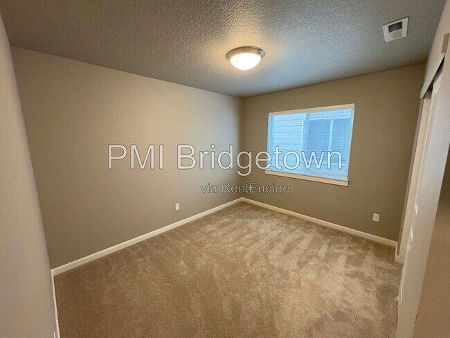 Building Photo - 3715 SW 190th Ter