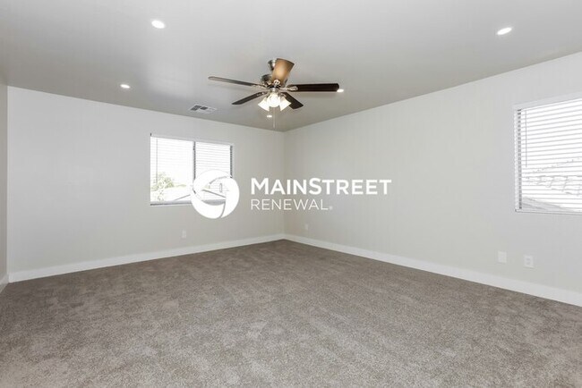 Building Photo - 3 Bedroom Pet-Friendly Home in SAN TAN VALLEY, AZ with Main Street Renewal