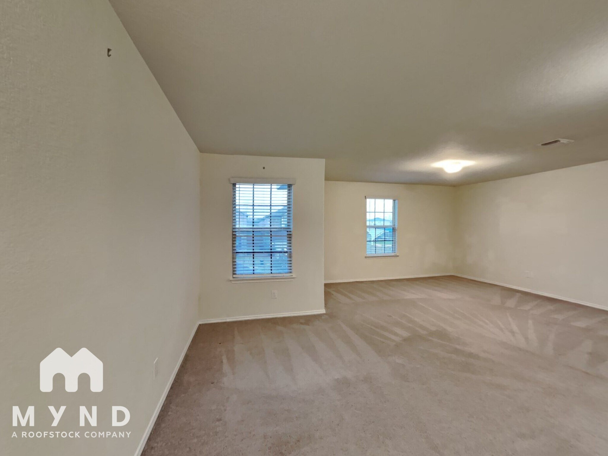 Building Photo - 113 Kildeer Pass