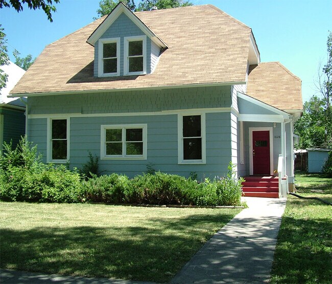 Primary Photo - 1628 W Pikes Peak Ave