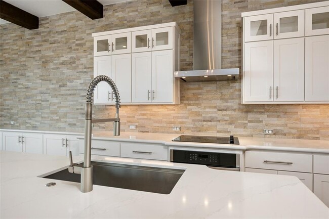 Building Photo - 403 Rose Branch Way