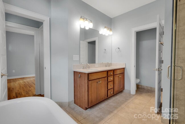 Building Photo - 336 Magnolia Ave