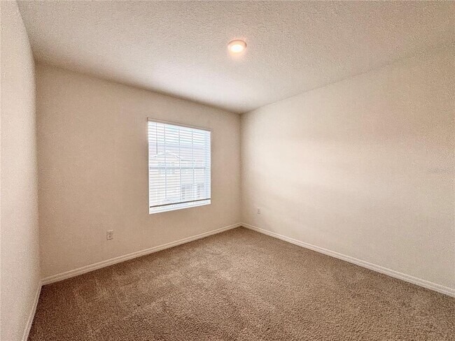 Building Photo - 1232 Yellow Finch Dr