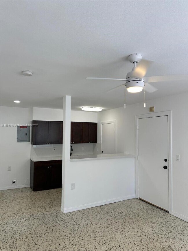 Building Photo - 660 NE 88th Terrace