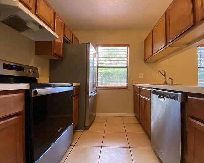 Building Photo - 3254 Howell Branch Rd