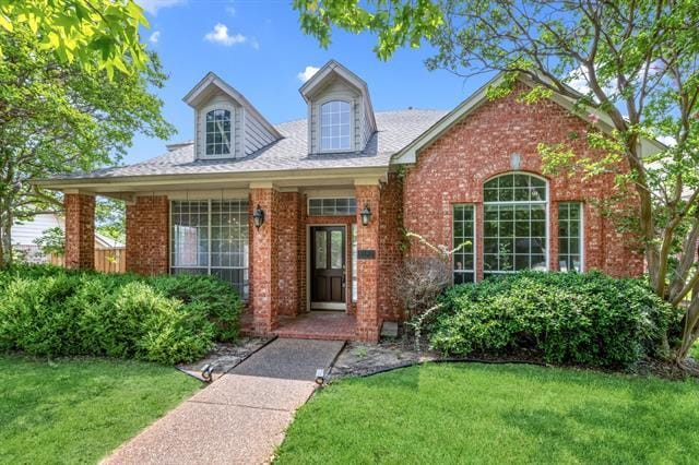 Primary Photo - 1404 Honey Locust Dr