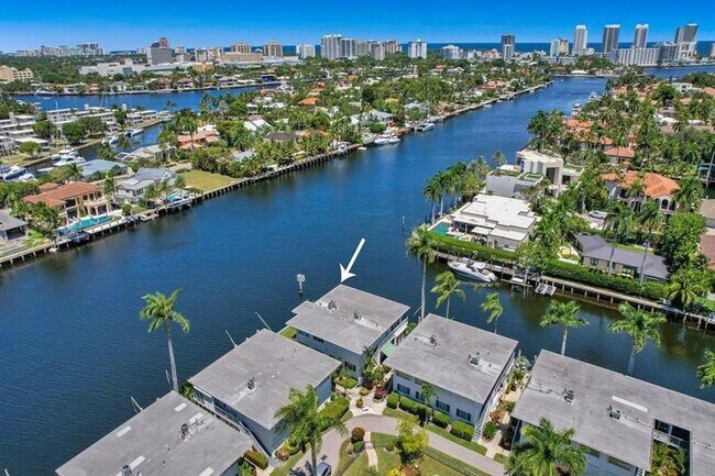 Building Photo - 180 Isle of Venice Dr