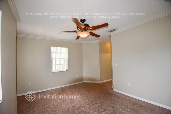 Building Photo - 4957 SW 136th Ave