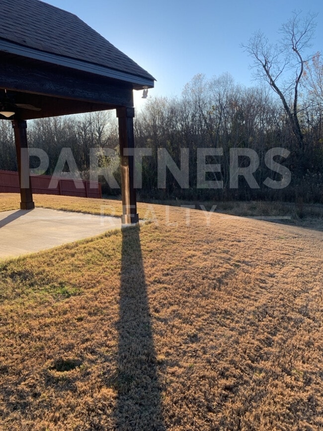 Building Photo - 5812 Blevins Cir