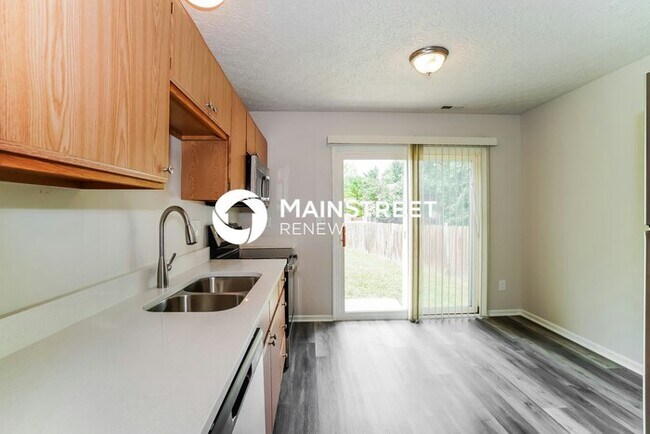 Building Photo - 3 Bedroom Pet-Friendly Home in Columbus, O...
