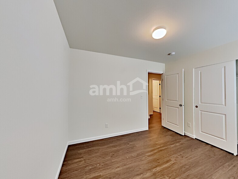 Building Photo - 1950 NW 23rd St