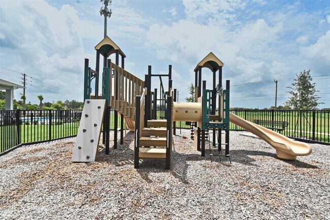 Building Photo - 3101 Emerald Acrs Ln