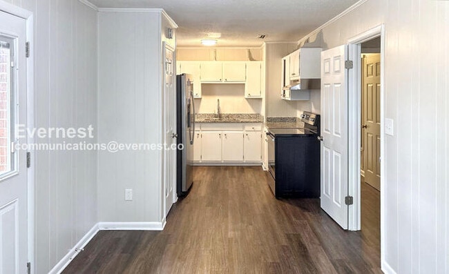 Building Photo - 6100 Pisgah Dr NW