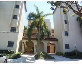 Building Photo - 8933 SW 123rd Ct