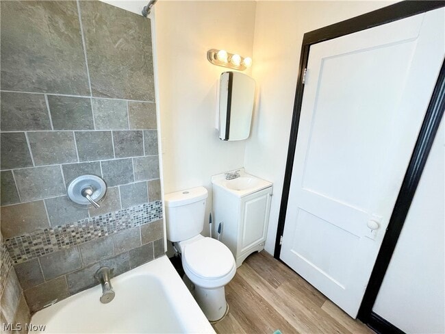 Building Photo - 4032 E 142nd St