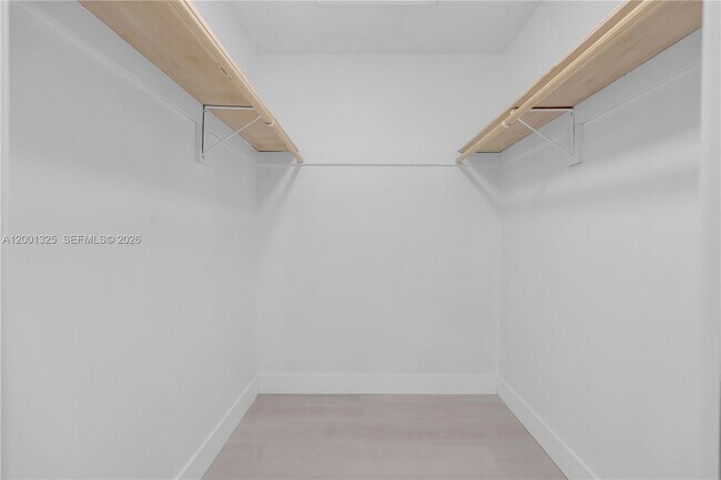 Building Photo - 9125 SE Karin St