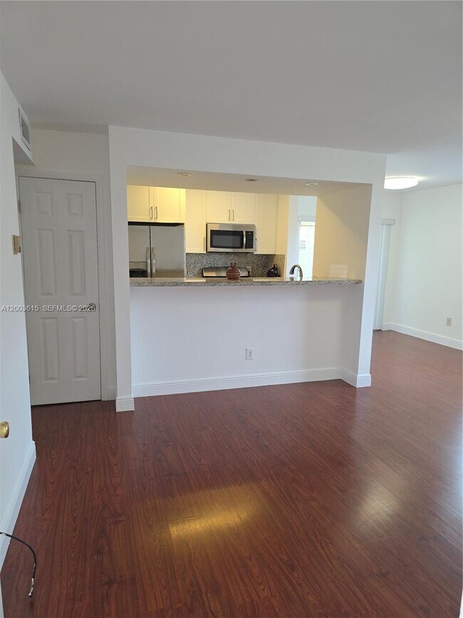 Building Photo - 15330 SW 106th Terrace