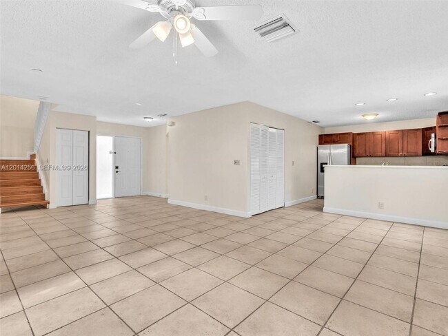 Building Photo - 10731 NW 16th Ct
