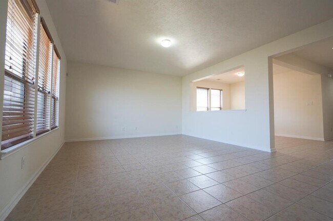 Building Photo - 4426 S Vineyard Mdw Ln