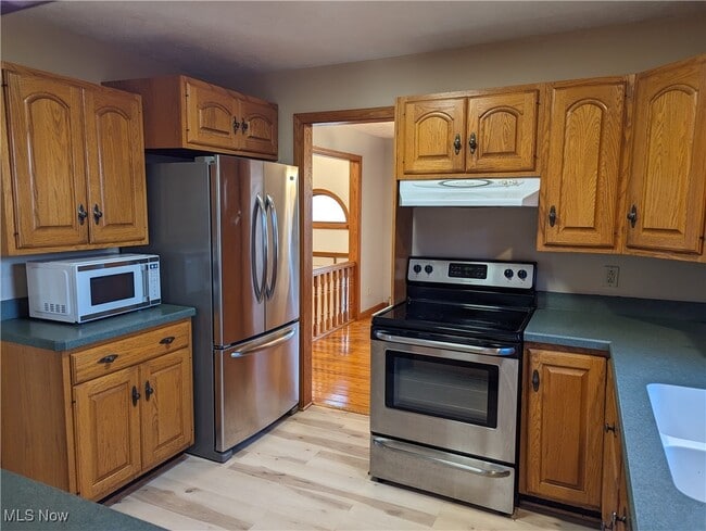 Building Photo - 13807 Equestrian Dr