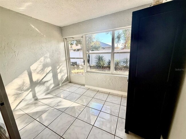 Building Photo - 4500 E Bay Dr