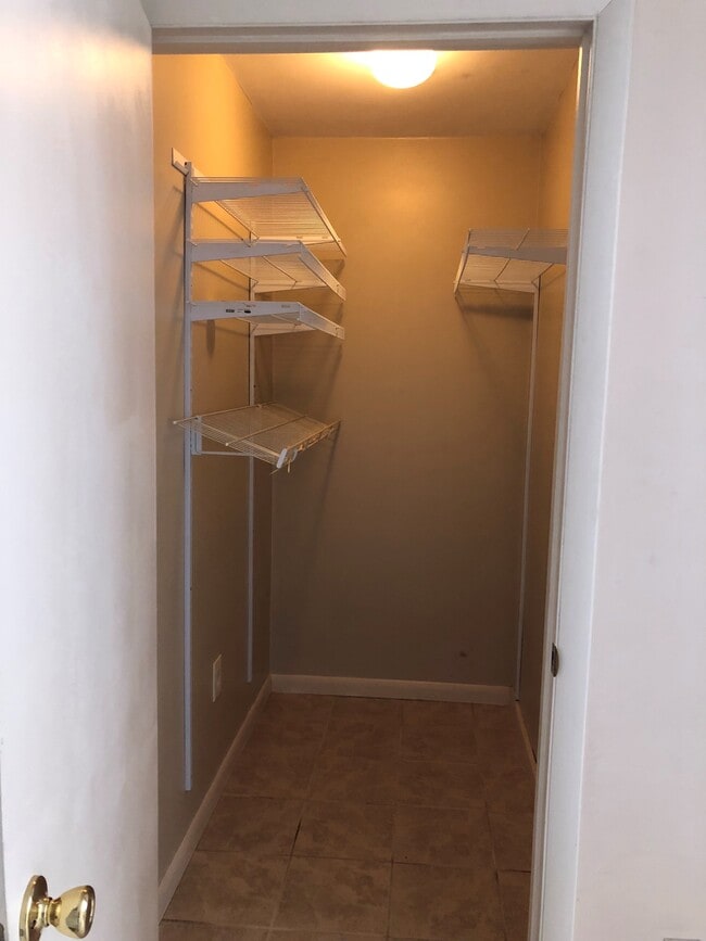 Building Photo - 15 LLC-65 Sailly Avenue