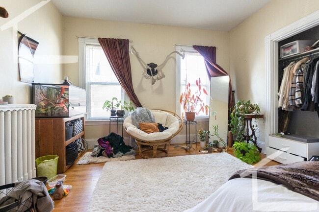 Building Photo - Amazing 5 bed 3 bath in Brighton.... Don't miss out!!