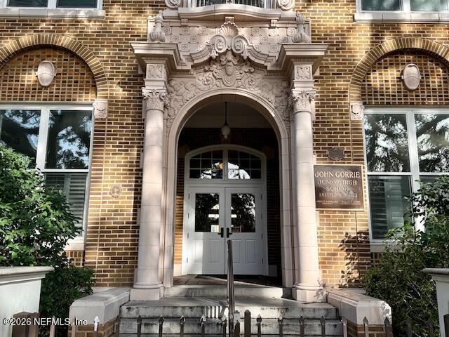 Building Photo - 2525 College St