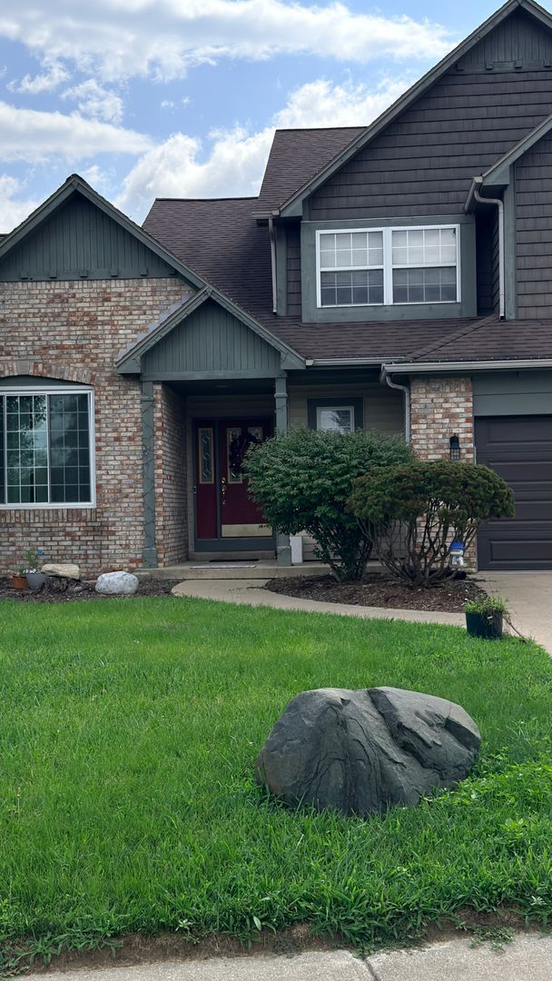 Building Photo - Beautiful, Bright & Move-In Ready Home in Lafayette!