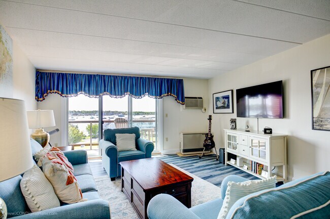 Building Photo - 1315 Capella S