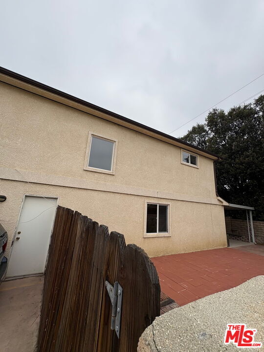 Building Photo - 9155 Cedros Ave