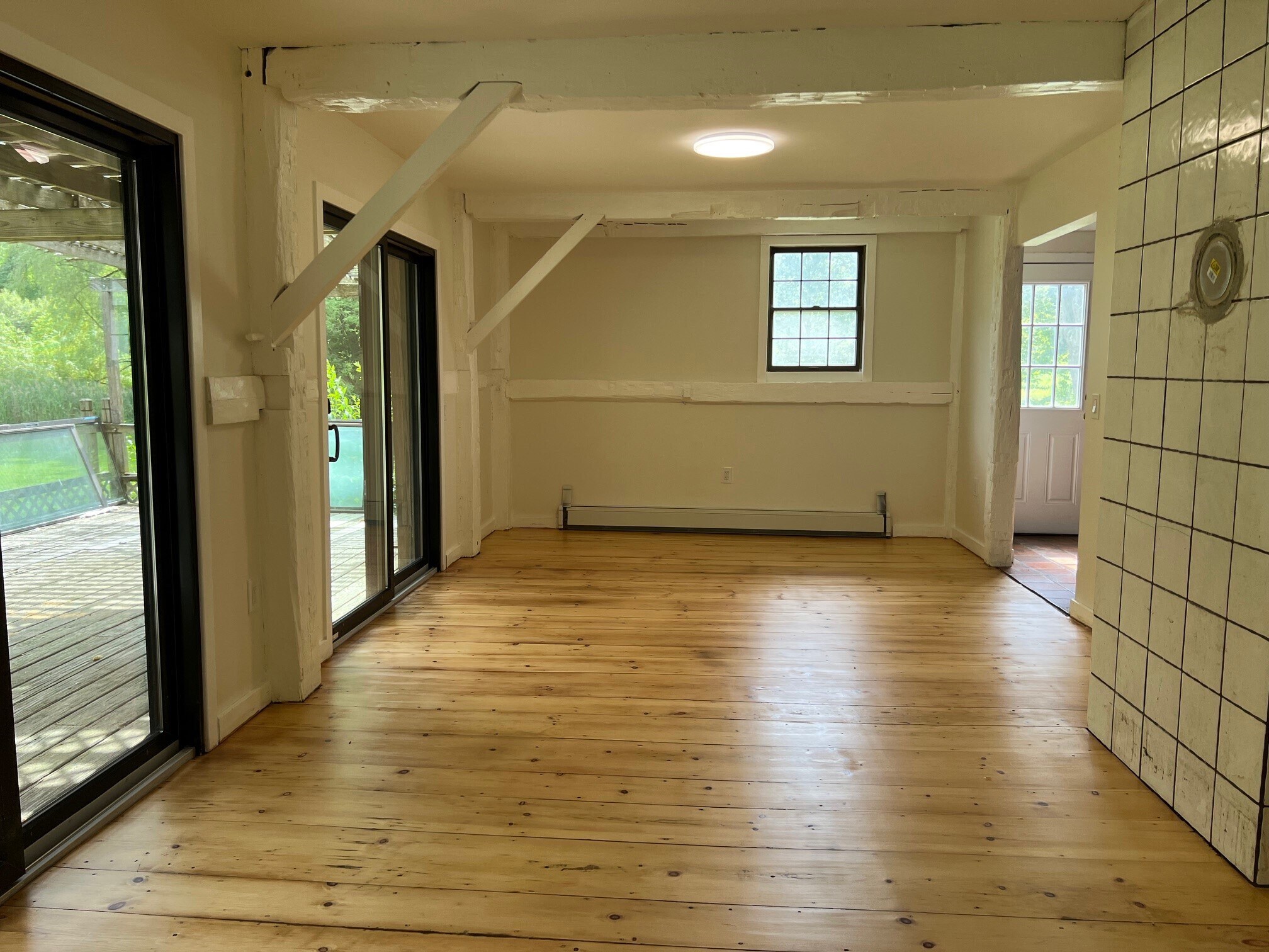 Building Photo - 121 E Hook Cross Rd