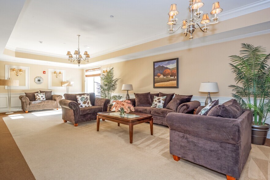 Building Photo - 410 Westchester Ave