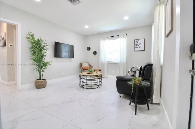 Primary Photo - 1226 NW 103rd St