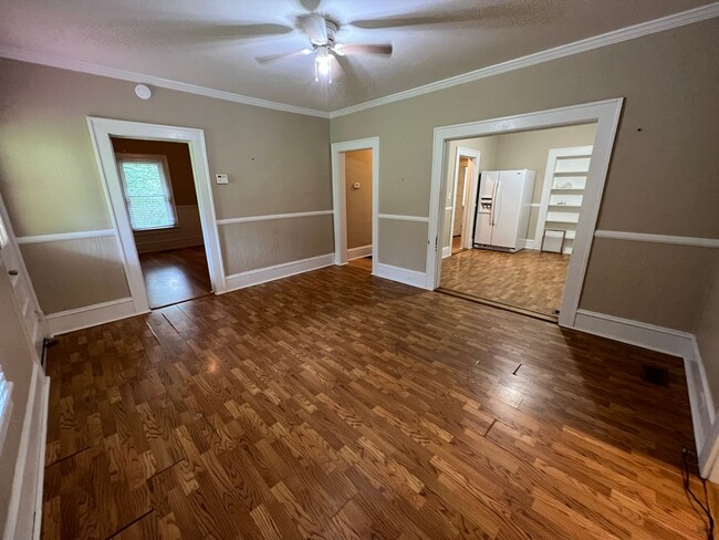 Building Photo - Available to show!