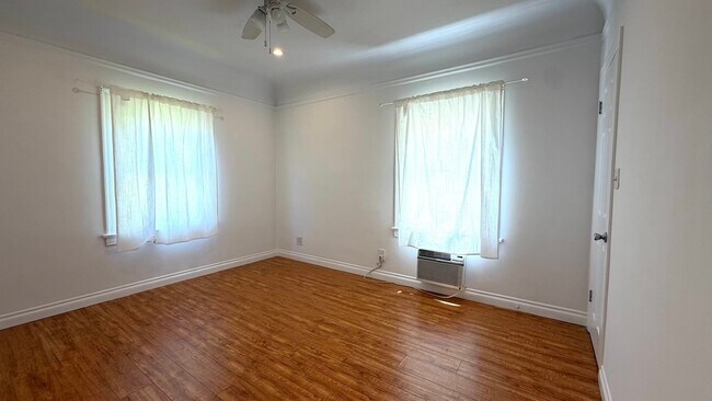 Building Photo - 422 N Spaulding Ave