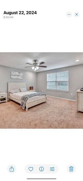 Building Photo - 448 Eisenhower Dr