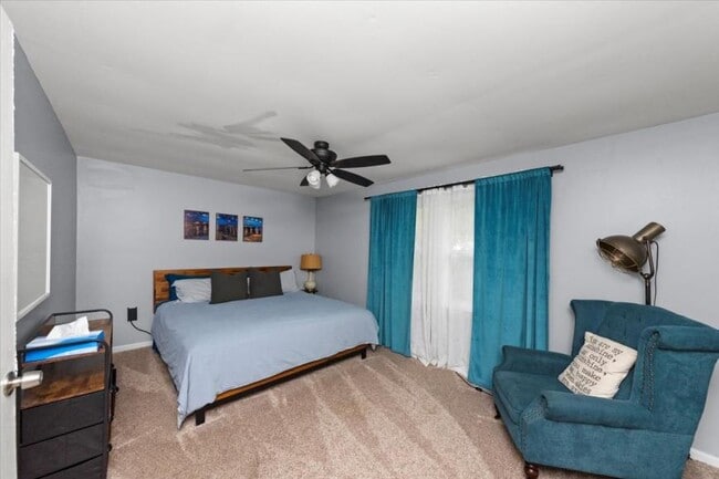 Building Photo - 2 bedroom in Bolingbrook IL 60440