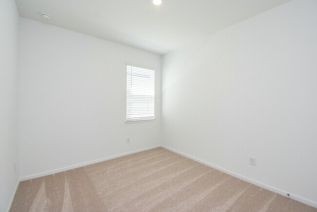 Building Photo - 21835 Red Lantana Trl