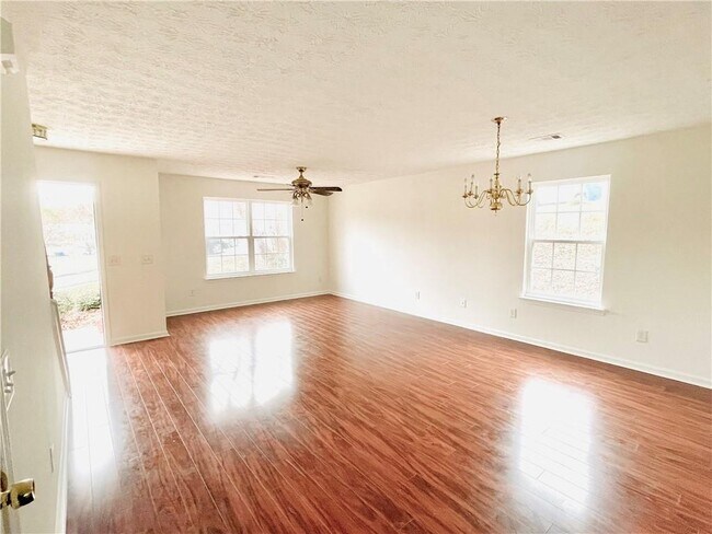 Building Photo - 1700 Ivey Pointe Ct