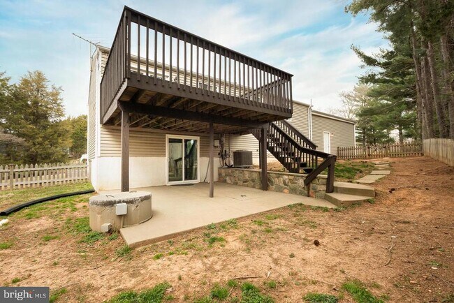 Building Photo - 1126 Riva Ridge Dr
