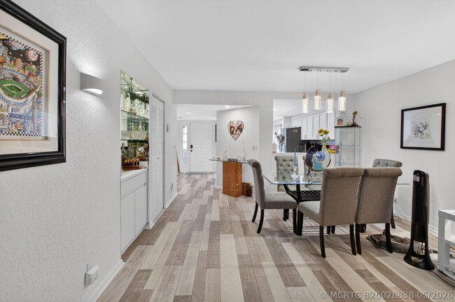 Building Photo - 7254 Clunie Pl